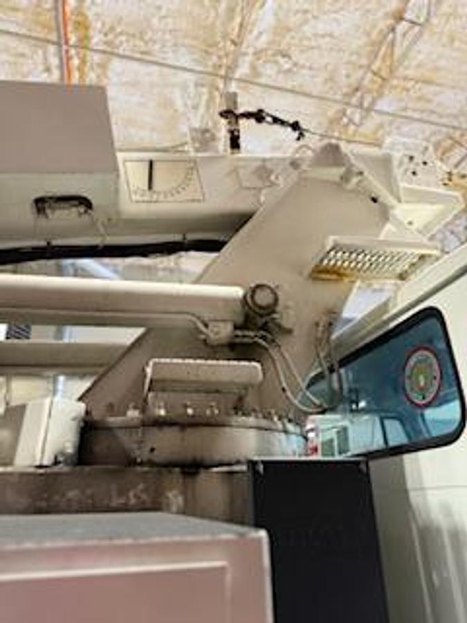 Used 1999 International Elliott 4700/