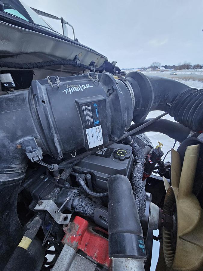 Used 2010 Ford/ Altec F750 /LRV