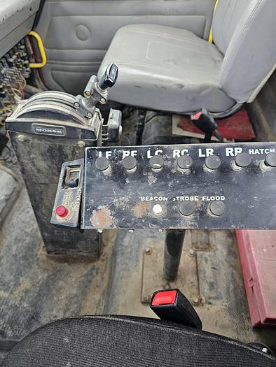 Used 2001 Freightliner FL112