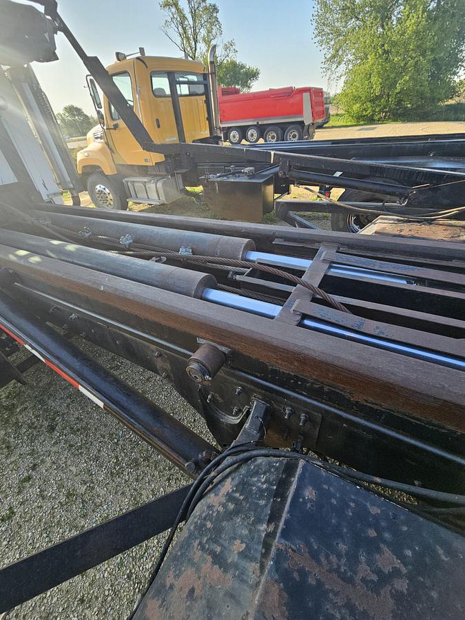Used 2007 MACK CV