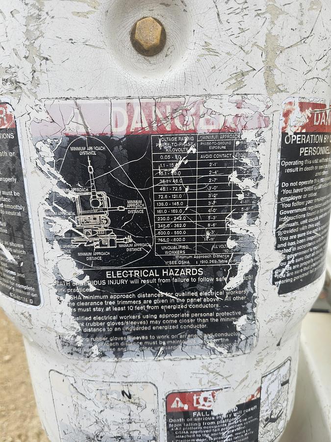 Used 2012 Ford /  Altec F750 / AA55E