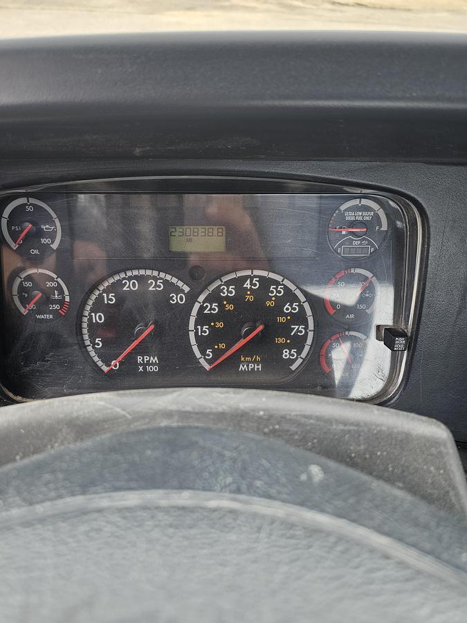 Used 2012 Freightliner 114SD