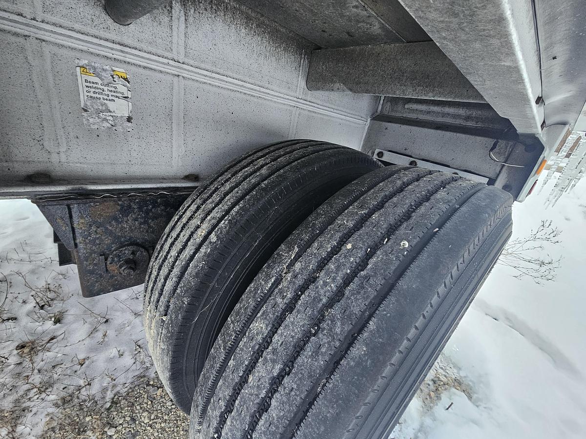 Used 2022 East trailer conastoga