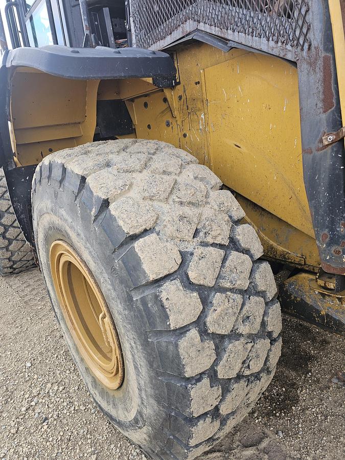 Used 2014 Caterpillar 950k