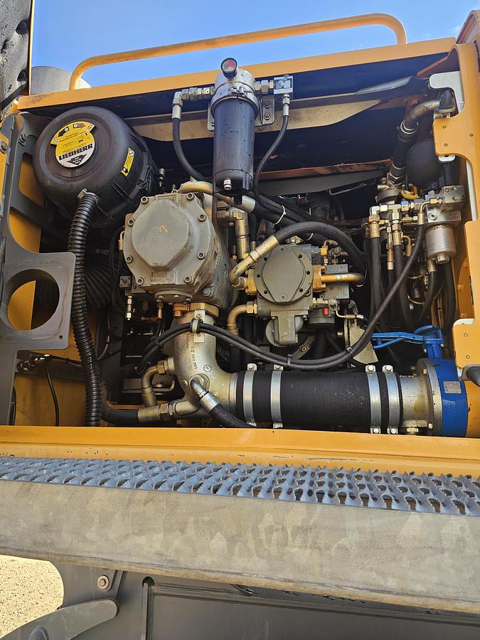 Used 2011 Liebherr A944 C HD Letronic