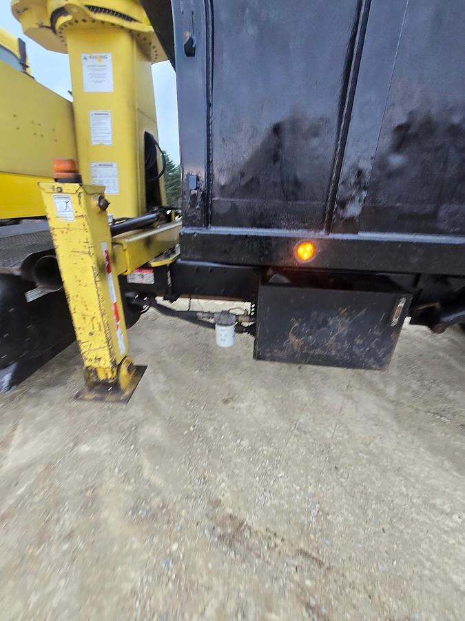 Used 2014 Peterbuilt 382