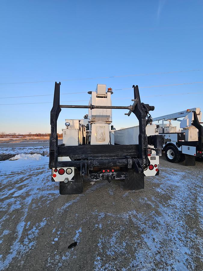 Used 2012 Kenworth/ Altec T3 /T40P