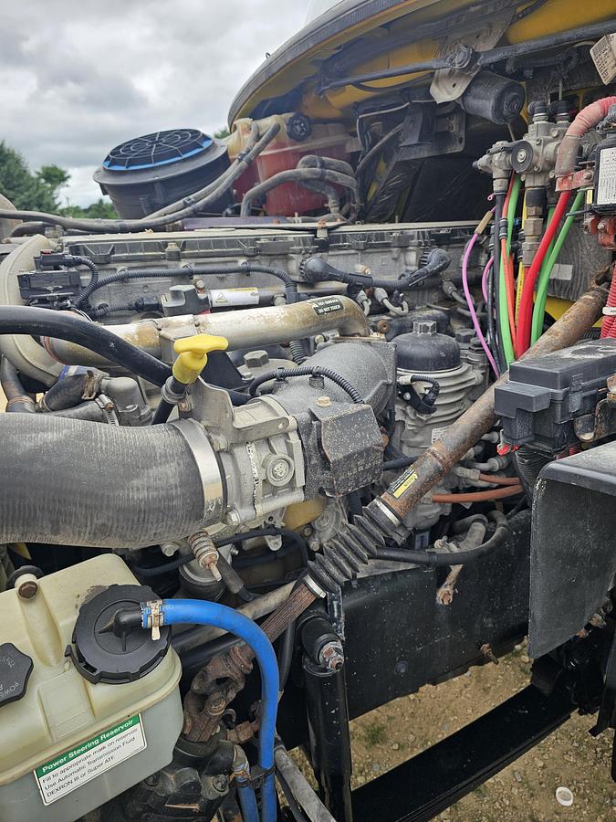 Used 2012 Freightliner 114SD