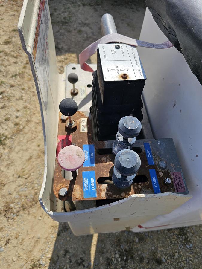 Used 2016 Ford /  Versalift F550 / TEL29EIH