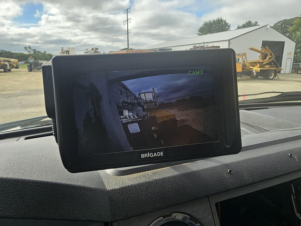 Used 2012 Ford /  Altec F750 / AA55E