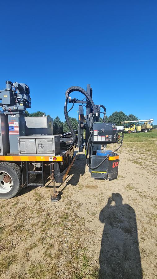 Used 2015 International / Utilicore 4300 / MD300
