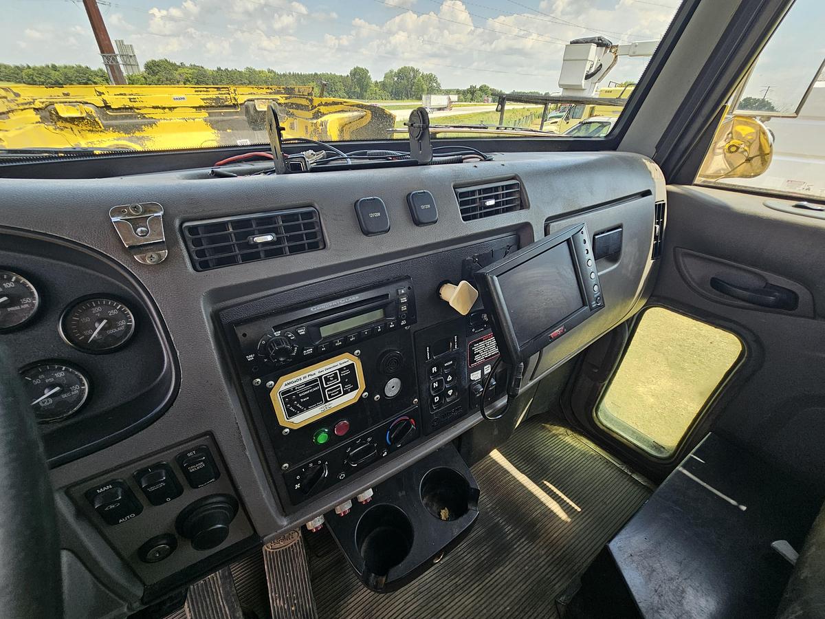 Used 2014 Peterbuilt 382