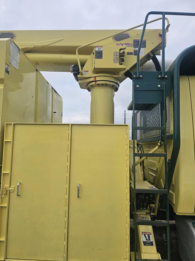 Used 2014 International / Altec 4300/LR760
