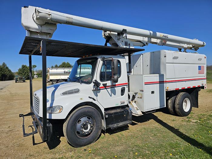 Used 2012 Freightliner / Altec M2106/ LRV56