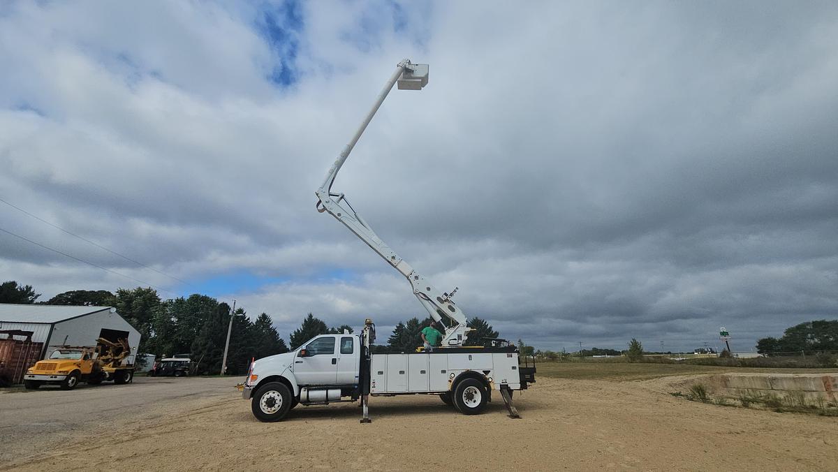 Used 2012 Ford /  Altec F750 / AA55E