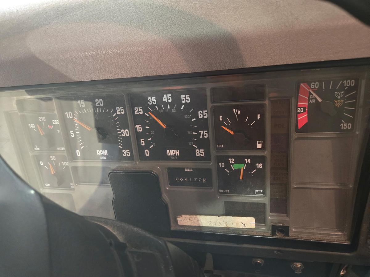 Used 1999 International Elliott 4700/