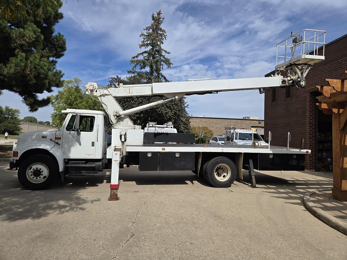 Used 1999 International Elliott 4700/