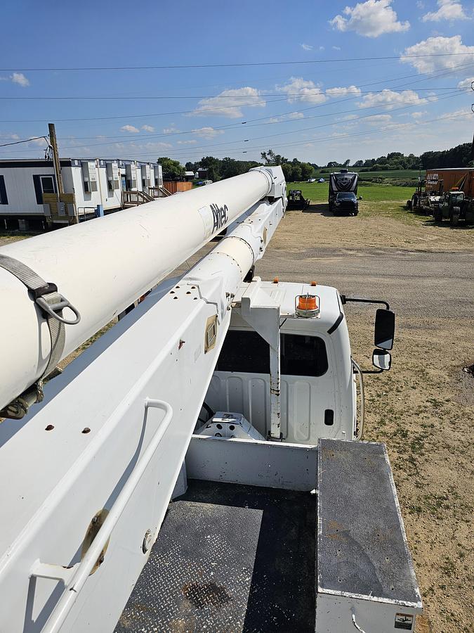 Used 2014 Freightliner / Altec M2106/ AA755