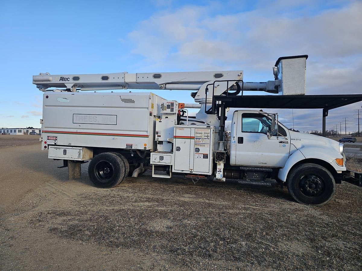 Used 2013 Ford /  Altec F750/ LR760E70