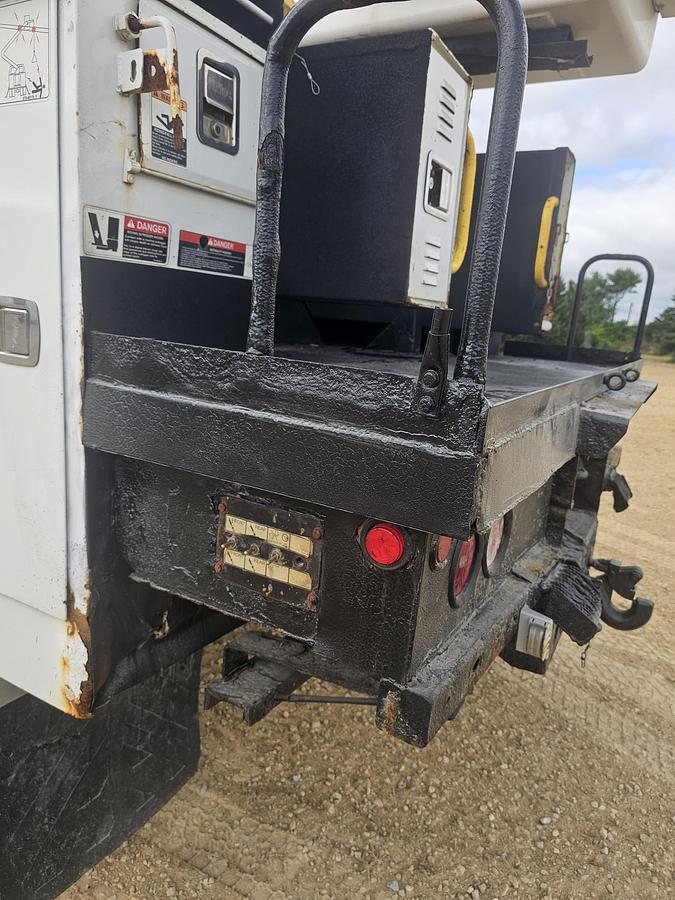 Used 2012 Ford /  Altec F750 / AA55E