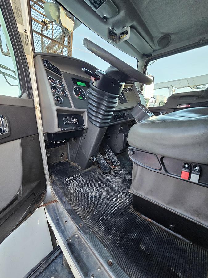 Used 2012 Kenworth/ Altec T3 /T40P