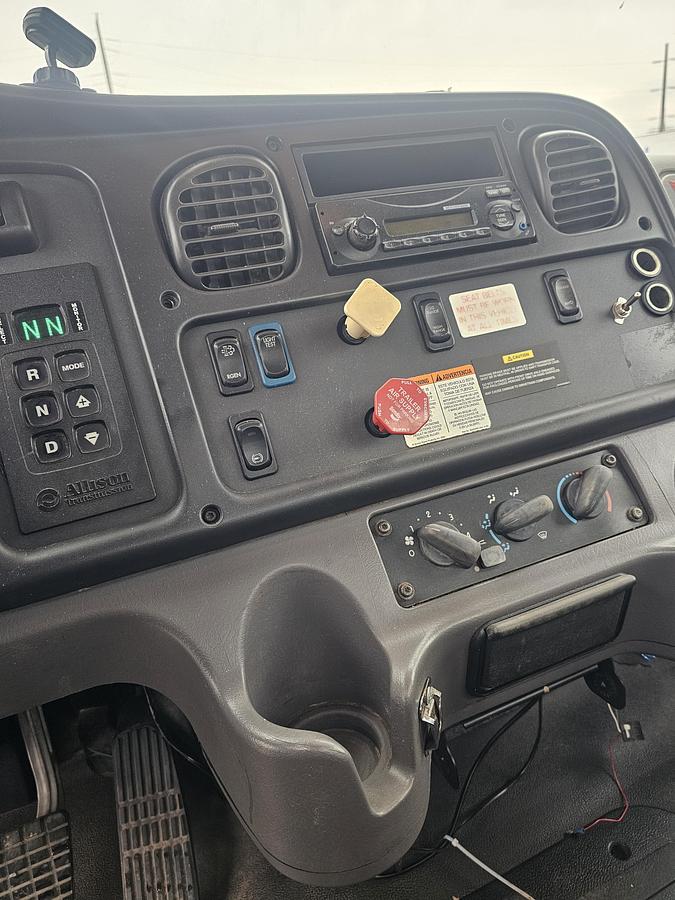 Used 2014 Freightliner / Altec M2106/ Am55-mh