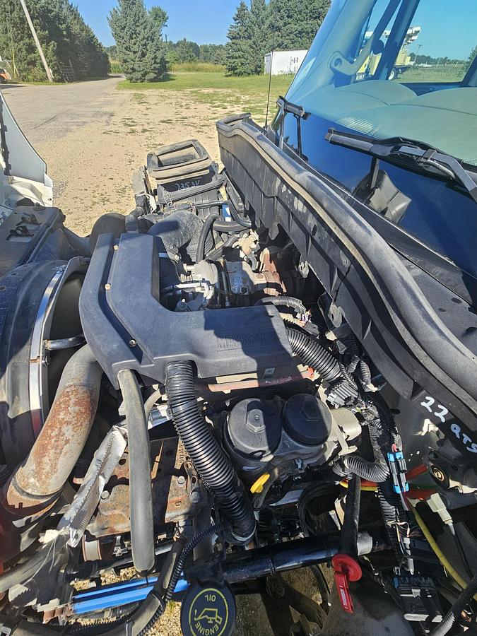 Used 2015 International / Utilicore 4300 / MD300