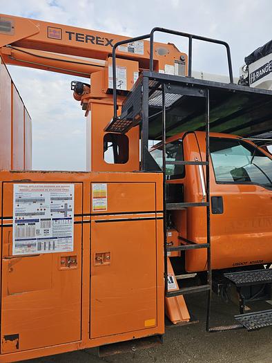 Used 2010 Ford/ Terex F750 / XT55