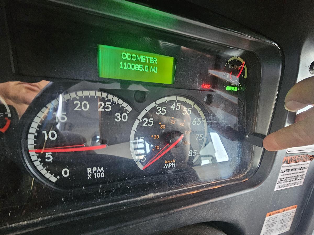 Used 2016 Freightliner / Altec M2106/ LRV58