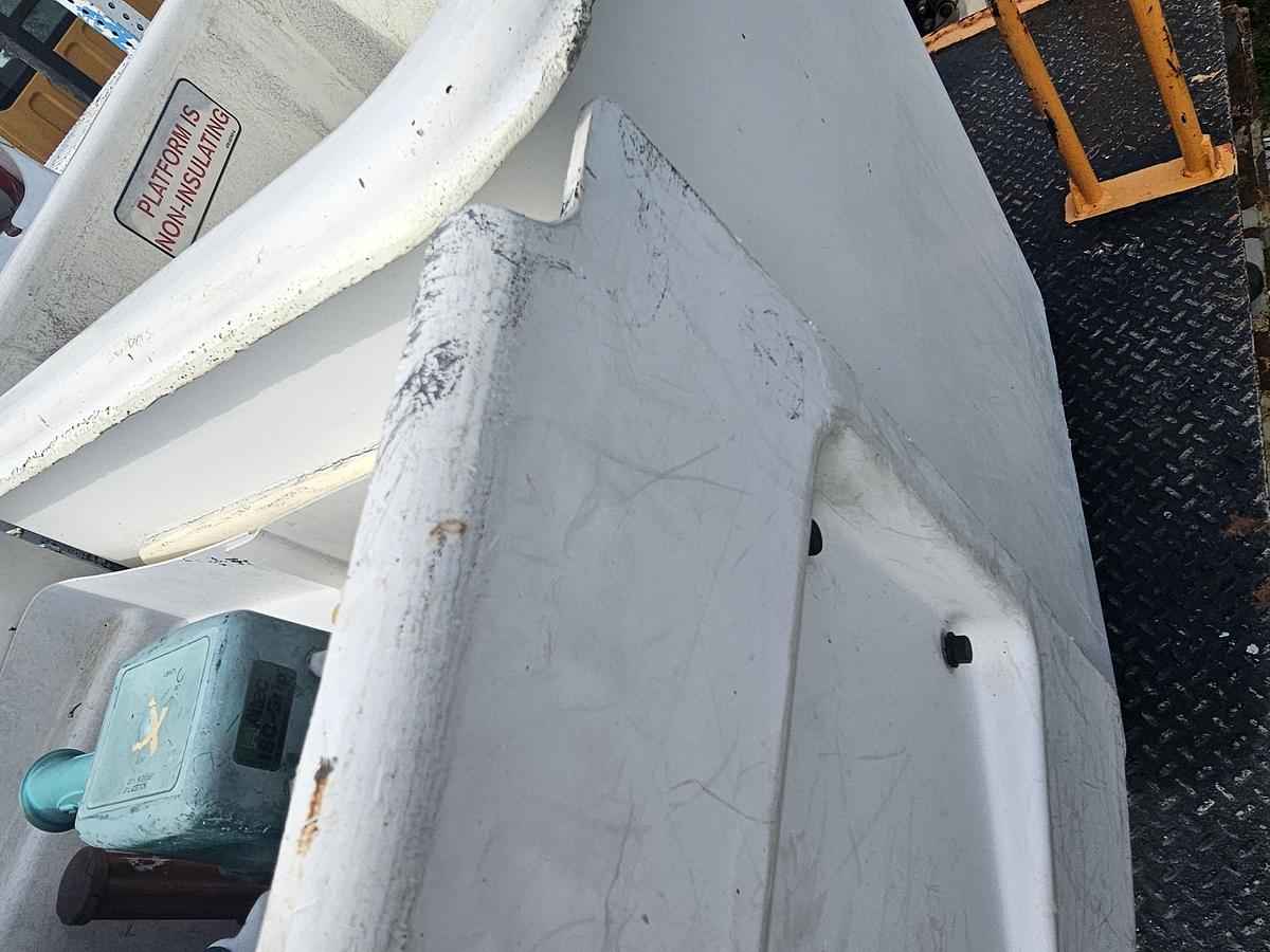 Used 2010 Ford /  Altec F550 / AT37G