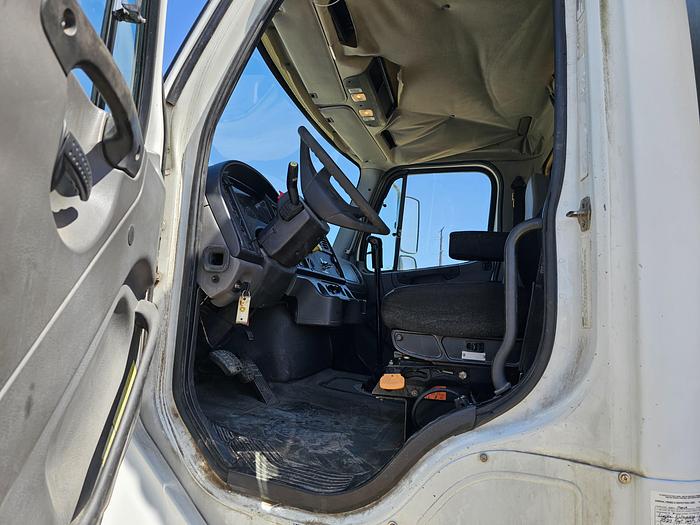 Used 2006 freightliner / Jackle M2