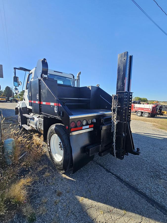 Used 2018 Freightliner SD