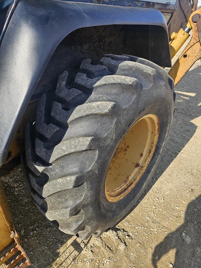 Used 2000 John Deere 310E