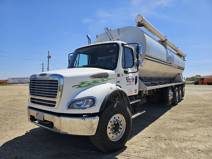 Used 2006 freightliner / Jackle M2