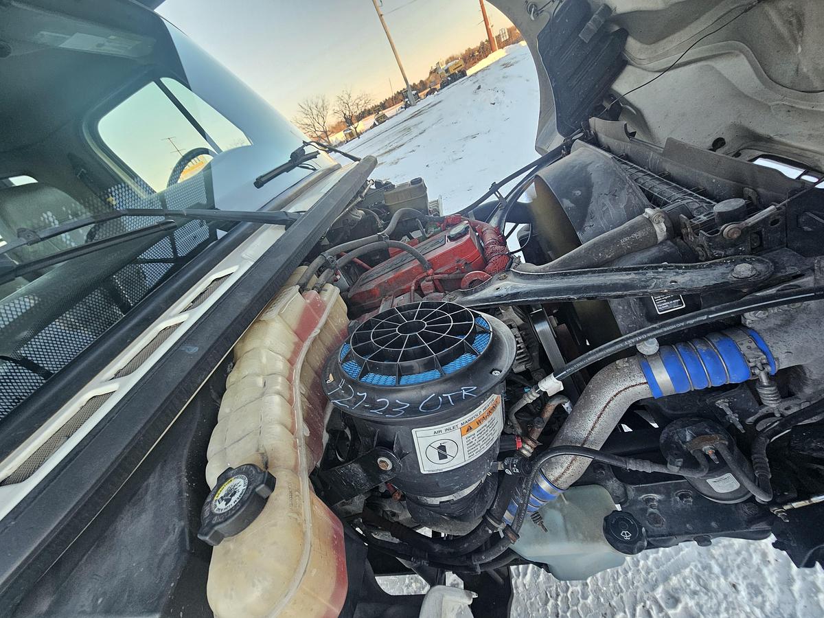 Used 2016 Freightliner / Altec M2106/ LRV58