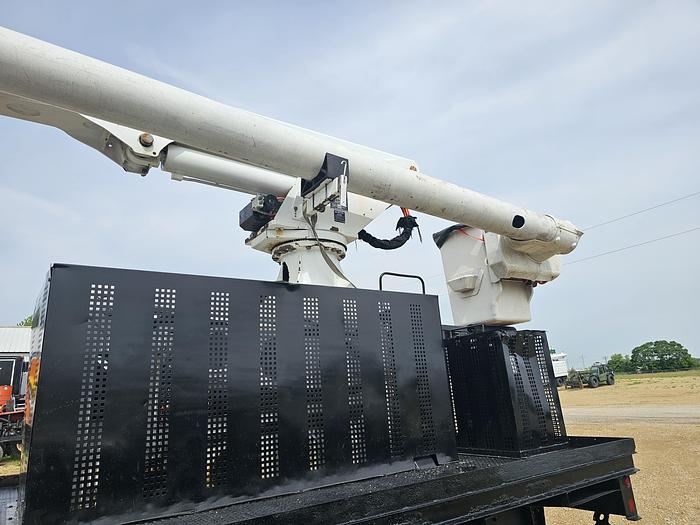 Used 2011 International / Altec 7400/ LRV60RM-E70