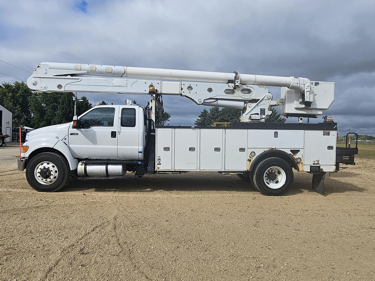 Used 2012 Ford /  Altec F750 / AA55E