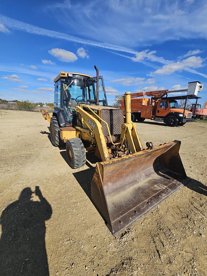 Used 2000 John Deere 310E