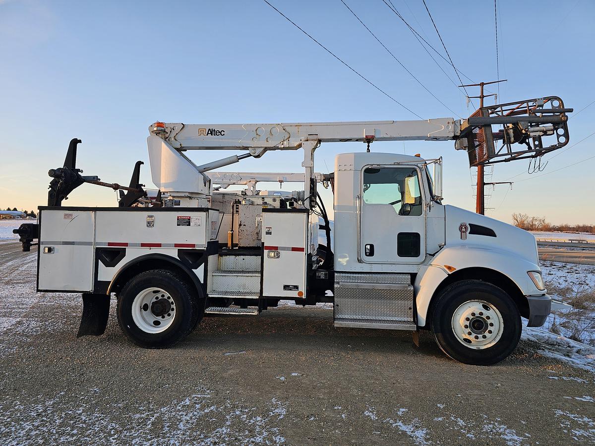 Used 2012 Kenworth/ Altec T3 /T40P