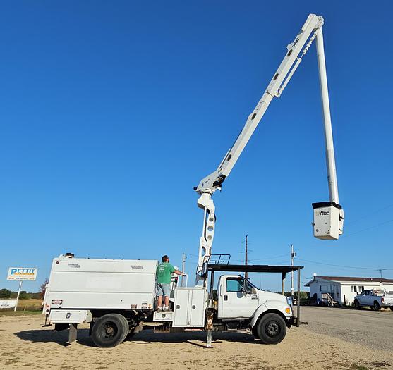 Used 2013 Ford /  Altec F750 / LR760E70
