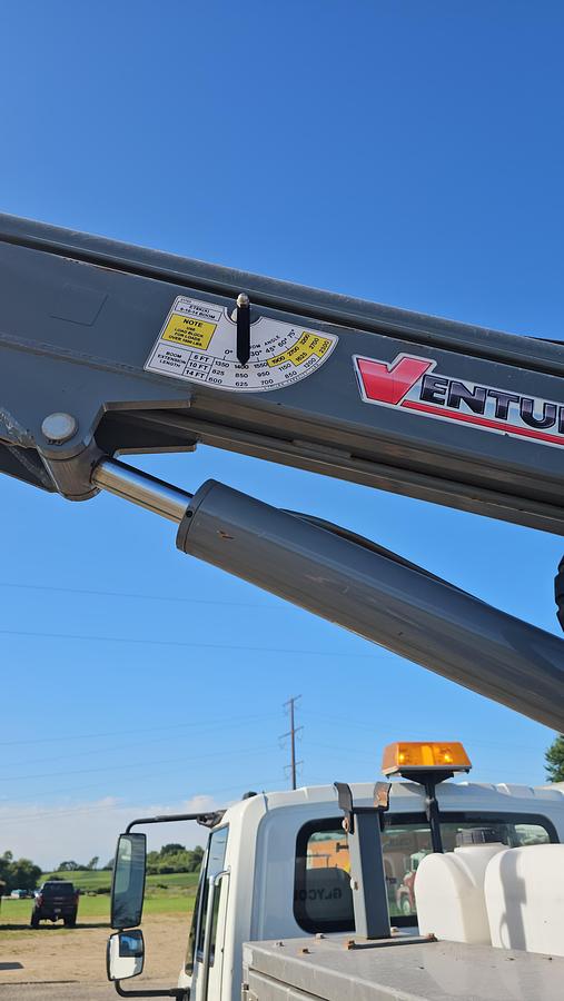 Used 2015 International / Utilicore 4300 / MD300