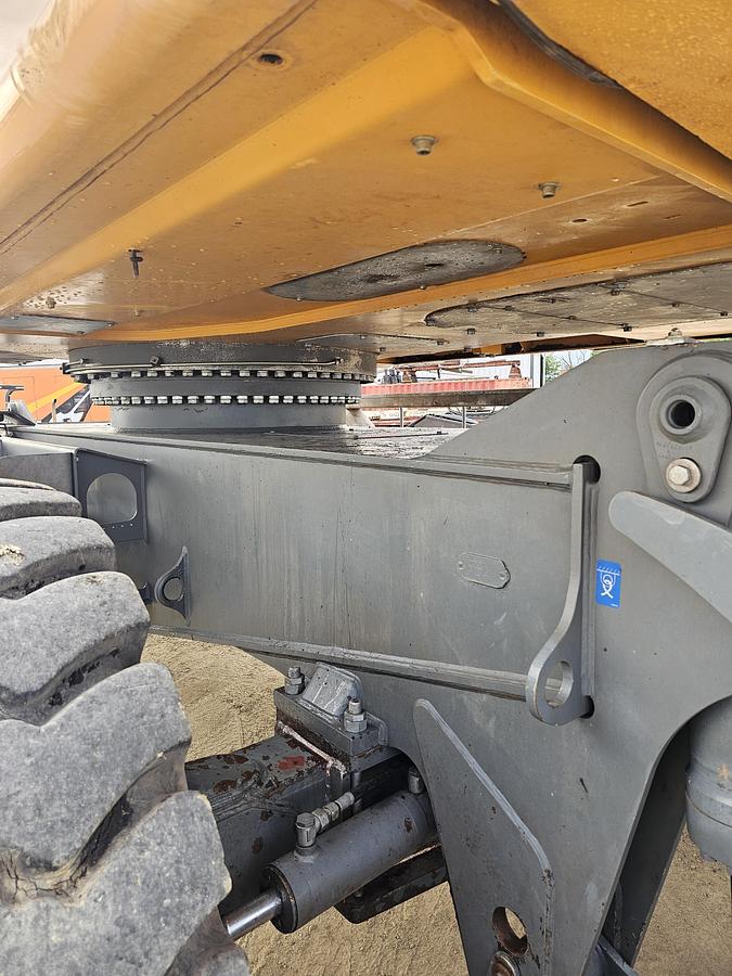 Used 2011 Liebherr A944 C HD Letronic