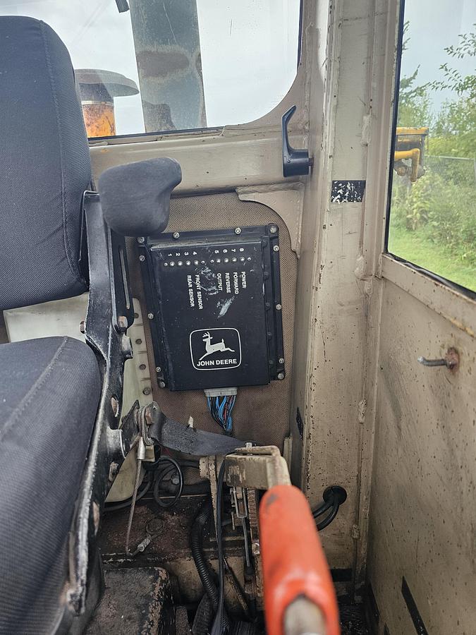 Used 1989 John Deere 772BH