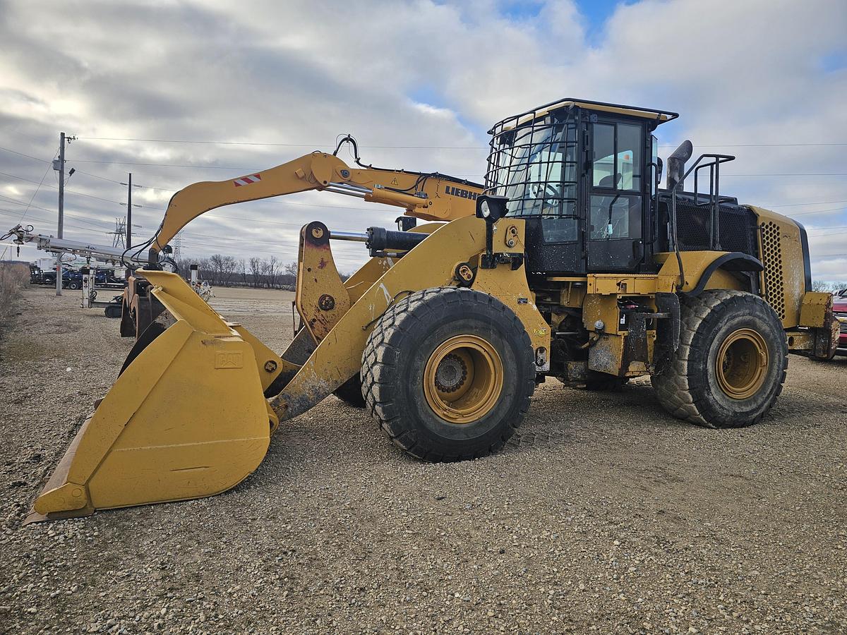 Used 2014 Caterpillar 950k