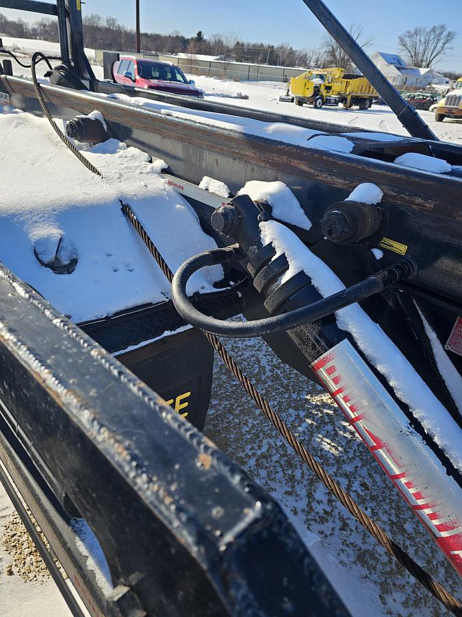 Used 2014 Benlee TALROP26