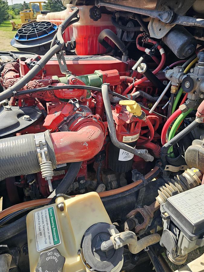 Used 2014 Freightliner / Altec M2106/ AA755