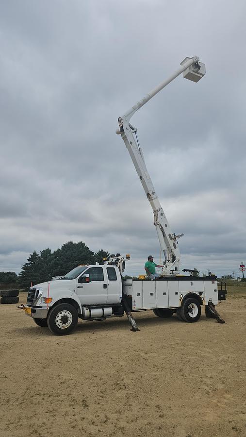 Used 2012 Ford /  Altec F750 / AA55E