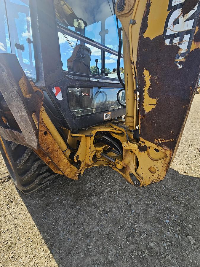 Used 2000 John Deere 310E