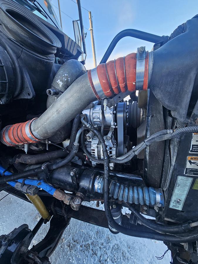 Used 2005 Kenworth T300