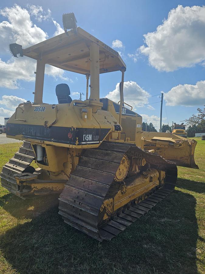 Used 2005 Caterpillar D5N LGP